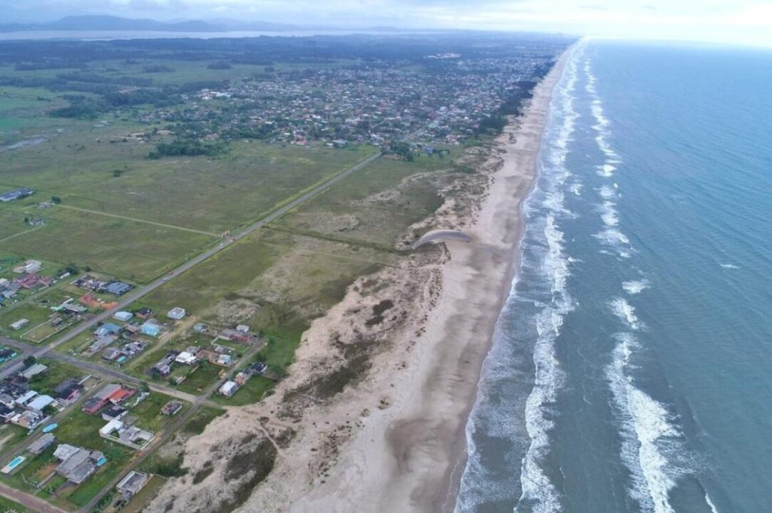 Arroio Do Sal Projeto Porto Meridional De R Bilh Es Avan A Em